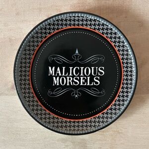 ⭐️Malicious Morsels Halloween Decorative Plate
